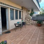 Rent 4 bedroom house of 385 m² in Κέντρο