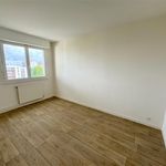 Rent 3 bedroom apartment of 65 m² in royan