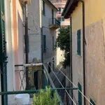 Affitto 4 camera appartamento di 90 m² in Finale Ligure