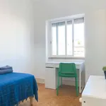 Rent a room in lisbon