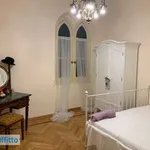 Rent 6 bedroom apartment of 170 m² in Genoa