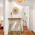 Rent a room of 140 m² in Madrid