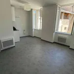 Appartement de 38 m² avec 3 chambre(s) en location à Aubenas