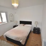 Rent 5 bedroom house in East Staffordshire