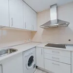 Rent 5 bedroom apartment of 15 m² in Madrid