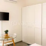 Rent 1 bedroom apartment of 30 m² in Milano