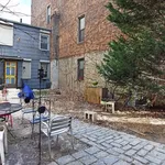 Rent 2 bedroom apartment in Williamsburg