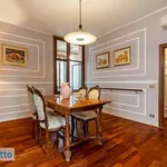 Rent 4 bedroom apartment of 150 m² in Venice