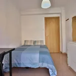 Alquilar 4 dormitorio apartamento en Valencia