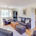 Rent 5 bedroom apartment in Guildford