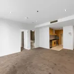 Rent 1 bedroom apartment in Melbourne