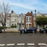 Rent 3 bedroom flat in London