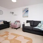 Rent 3 bedroom apartment of 150 m² in Newport