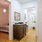 Rent 3 bedroom apartment in lisbon