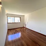 Rent 3 bedroom apartment of 130 m² in Porto