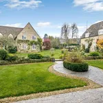 Rent 4 bedroom house in Cotswold District