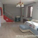 Rent 3 bedroom house of 105 m² in Cuveglio