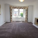 Rent 3 bedroom flat in Scotland