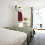 Rent a room of 90 m² in barcelona