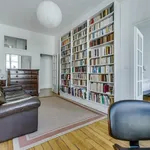 Appartement de 1300 m² avec 3 chambre(s) en location à Paris