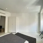 Rent 1 bedroom apartment of 60 m² in Lisbon