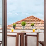 Rent 2 bedroom apartment of 100 m² in Lisbon