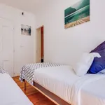 Rent 3 bedroom apartment in Lisbon