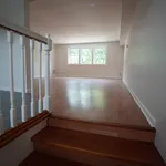 Rent 3 bedroom apartment of 180 m² in New Haven