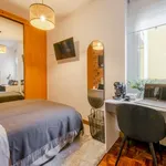 Rent a room of 150 m² in madrid