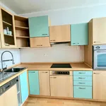 Pronajměte si 3 ložnic/e byt o rozloze 62 m² v Prague