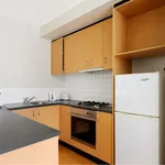 Rent 1 bedroom apartment in Melbourne