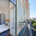 Rent a room of 180 m² in Lisboa