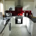 Rent 2 bedroom apartment in Renfrewshire