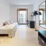 Rent 1 bedroom apartment of 28 m² in Madrid