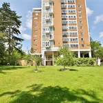 Rent 2 bedroom apartment in Woking