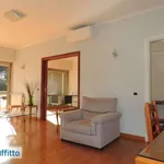 Rent 5 bedroom apartment of 145 m² in Rome