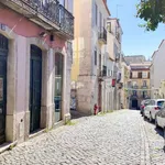 Rent 3 bedroom apartment of 90 m² in lisbon