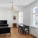 Rent 1 bedroom apartment of 43 m² in Berlin