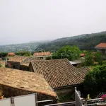 Rent 5 bedroom house of 175 m² in Sant'Alfio