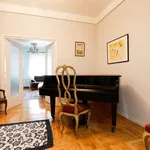 Rent a room of 154 m² in madrid