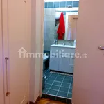 Affitto 2 camera appartamento di 62 m² in Naples