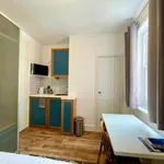 Rent 1 bedroom apartment in Hammersmith