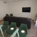 Alquilo 3 dormitorio casa de 216 m² en Quart de Poblet