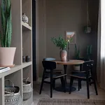 Rent 4 bedroom apartment of 80 m² in Barcelona