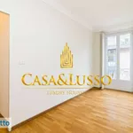 Rent 4 bedroom apartment of 105 m² in Milan