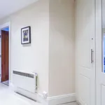 Rent 1 bedroom apartment of 90 m² in dublin