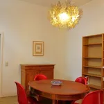 Rent 1 bedroom apartment of 85 m² in brussels