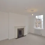 Rent 2 bedroom flat of 94 m² in Cheltenham