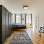 Rent 5 bedroom apartment of 120 m² in Berlin