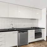 Rent 2 bedroom apartment in Essendon North